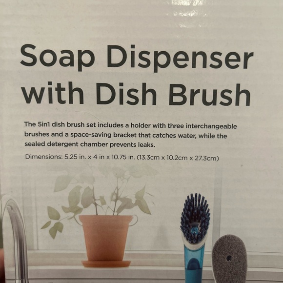 Black & Decker Durable Cleaning Tool - Picture 2 of 7